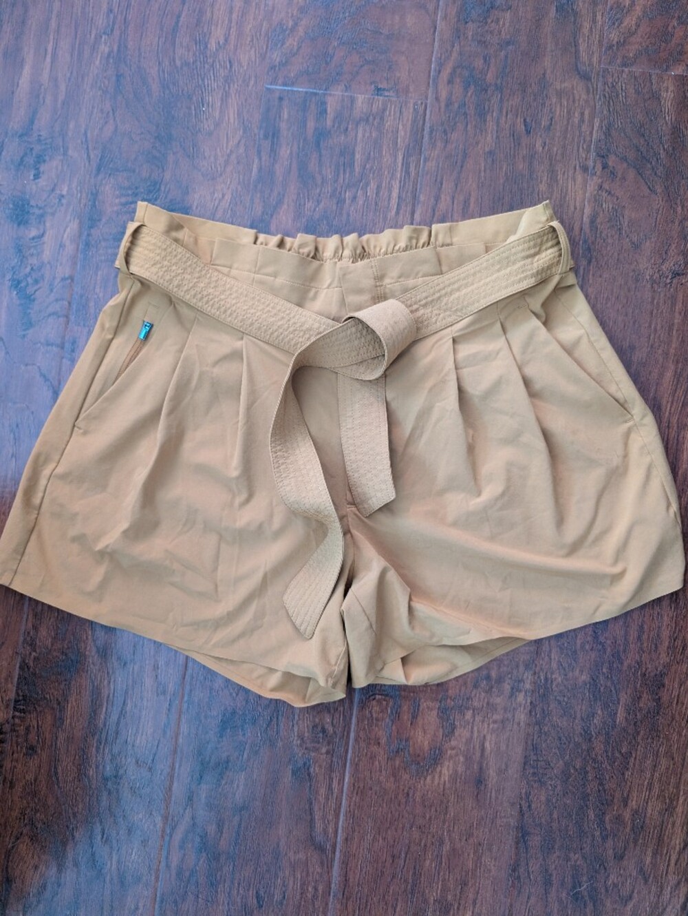 Athleta Mustard Yellow Skyline Short II Size 12